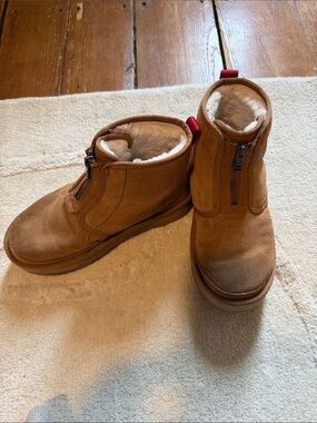 UGG Chestnut Brown Suede Shearling Ankle Boots with Side Zip